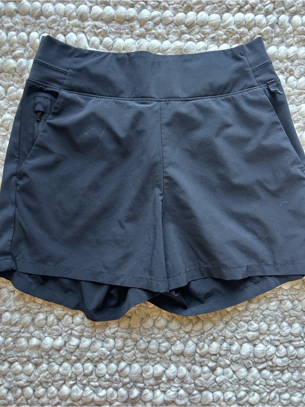 Athleta Brooklyn Women's Active Shorts - Size 2 - Black